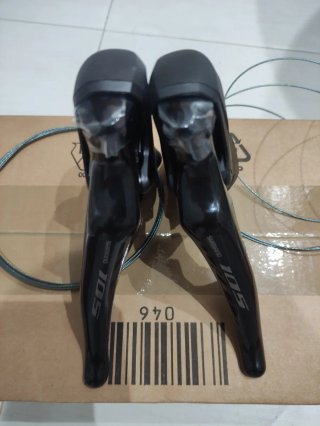 Manetas Shimano 105 R7000 2x11v