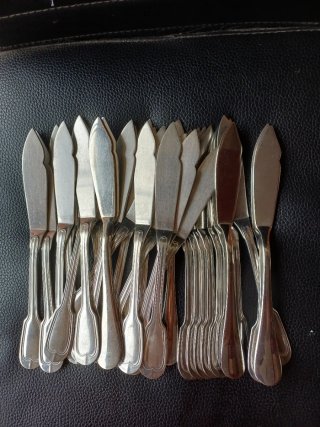 Cuchillos de pescado - 32 unidades