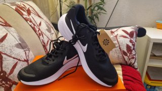 Zapatillas Nike Revolution 7 Negras/Blancas
