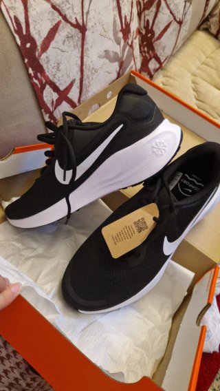 Zapatillas Nike Revolution 7 Negras/Blancas