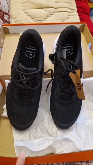 Zapatillas Nike Revolution 7 Negras/Blancas
