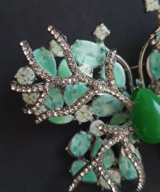 Broche Mariposa Verde y Plateado
