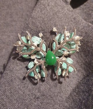 Broche Mariposa Verde y Plateado