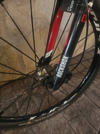 Bicicleta Montaña Specialized Roja