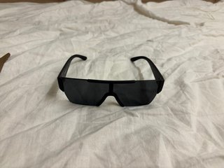 Gafas de sol Burberry negras