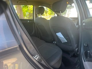 Hyundai Y20 2012