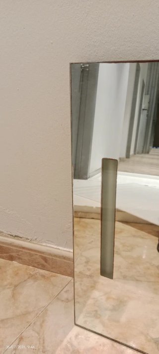Espejo de baño con luz fluorescente