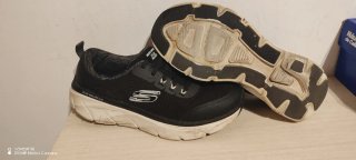 Zapatillas Skechers D'Lux Walker 2.0 Negras
