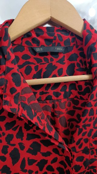Camisa Estampado Animal Print. Sfera. Talla M
