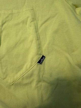 T-shirt Stone Island Gialla con Grafica