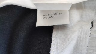 Pantalón con Pinzas - Negro -Talla 52.