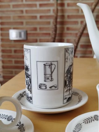 Juego de café de porcelana