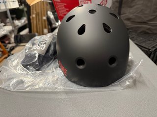 Casco CORE PROTECTION Negro/Rojo Talla XS/S