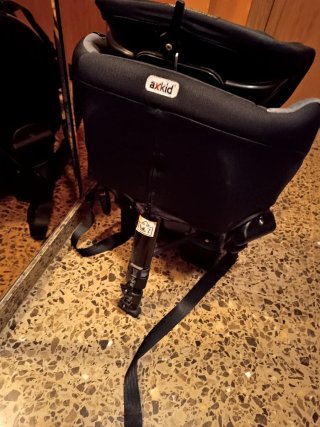 Axkid Minikid silla coche contramarcha