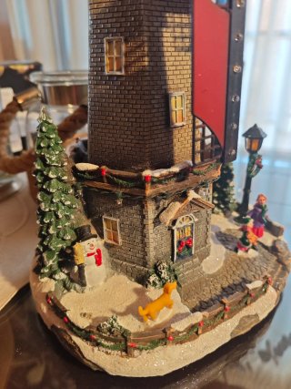 Molino Navideño con Luz, Música y Movimiento