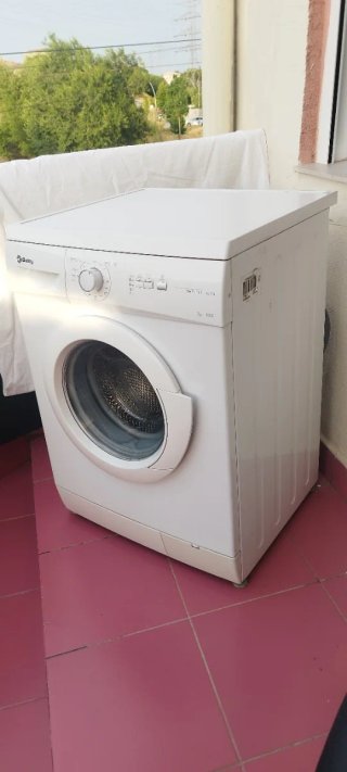 Lavadora Balay 7kg 1000 RPM