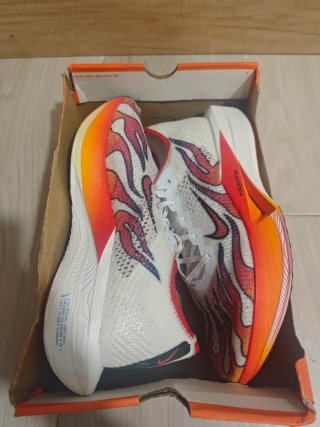 Nike ZoomX Vaporfly Next %3 fk PRM