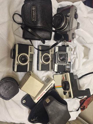 Lotto di 6 Fotocamere Vintage Fujica Praktica