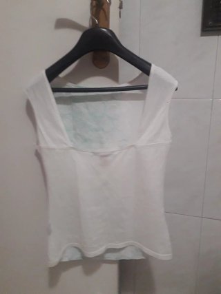 Camiseta blanca Jordi Labanda con dibujo