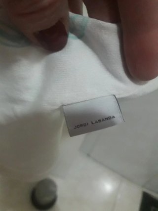 Camiseta blanca Jordi Labanda con dibujo