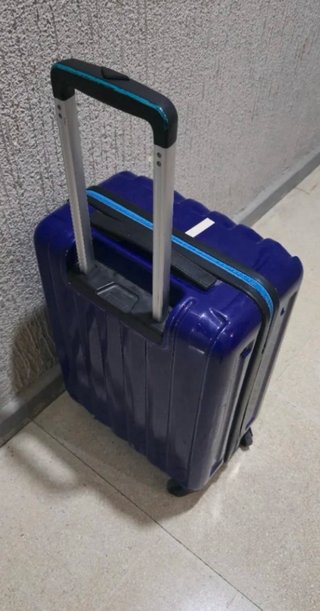 Maleta de viaje azul