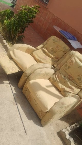 Dos sillones de tela