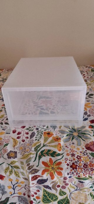 Cajonera de plástico transparente