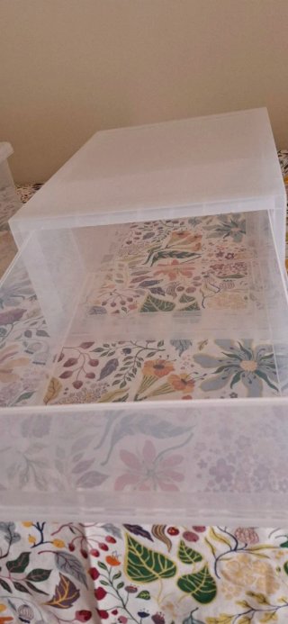 Cajonera de plástico transparente