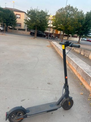 Patinete Eléctrico Xiaomi Mi 3 + Cargador