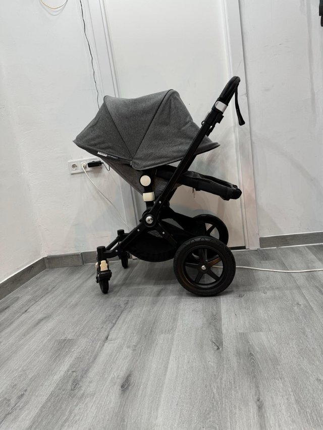 Carrinho Bugaboo Camaleón 3 Plus, bebê