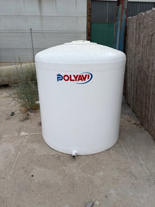 Depósito Poliéster 1600 litros  Segunda Mano