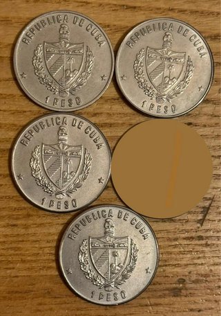Lote Cuba 1 Peso 33 monedas