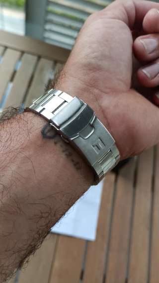 Tissot Seastar 1000 Powermatic 80 Black