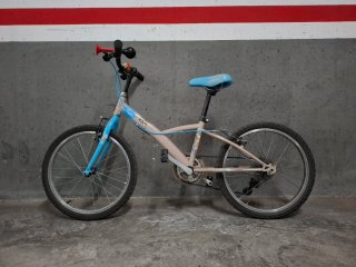 Bicicleta infantil azul y beige