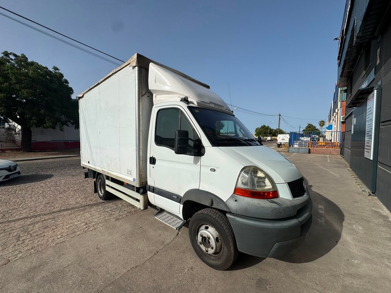 RENAULT MASTER CAJA PAQUETERA - CARROZADA 3.0 - foto 1