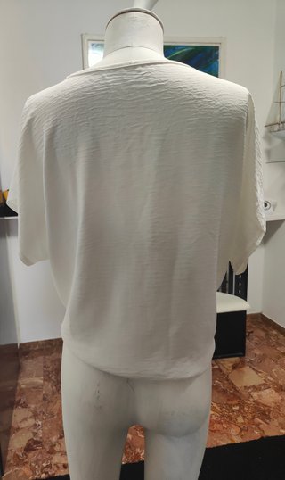 Maglietta bianca con nodo taglia unica