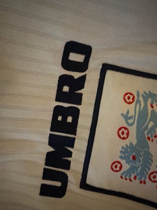 Camiseta Inglaterra Retro Manga Larga Umbro Talla