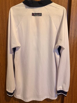 Camiseta Inglaterra Retro Manga Larga Umbro Talla