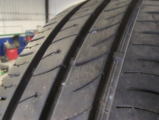 2 Neumáticos Kumho Ecowing 185/65 R14 86T
