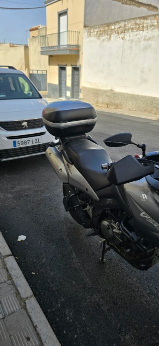 Suzuki V-Strom DL650