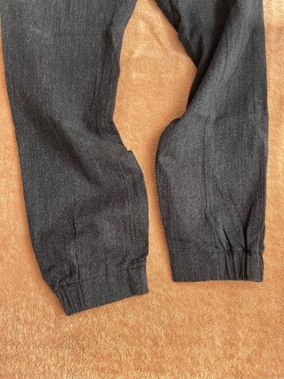 Pantalón Massimo Dutti Gris Talla 42