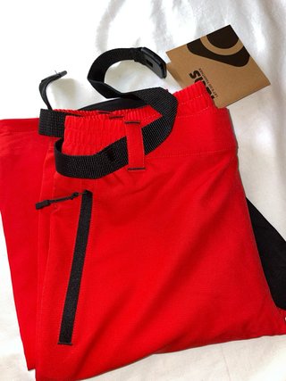 Pantalón Trekking Rojo y Negro