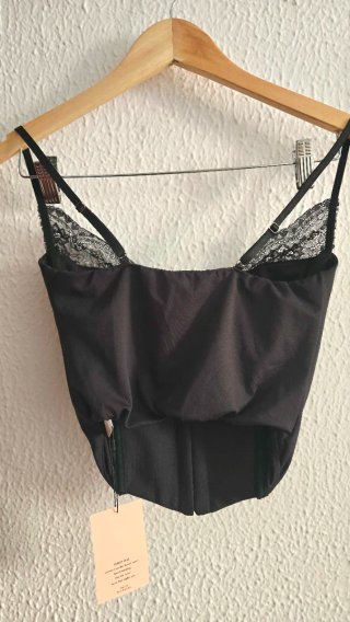 Top Corsé Negro