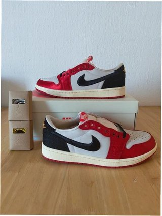 Jordan 1 Retro Low OG Trophy Room Rookie EU41