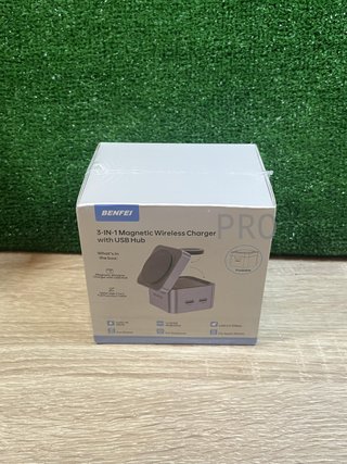 Caricatore pieghevole MagSafe 3 in 1 BENFEI
