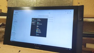 Microsoft Surface Hub 1597