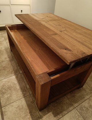 Mesa de centro elevable de madera con cristal
