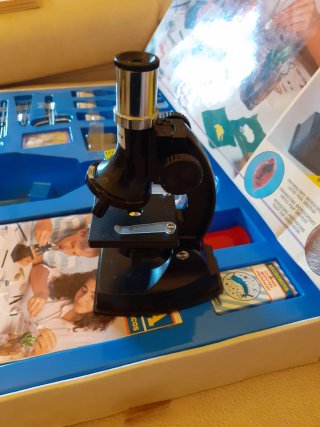 MICRONOVA Juego de Investigación Vintage