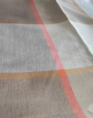 Lote de 7 retales de diferentes colores y géneros
