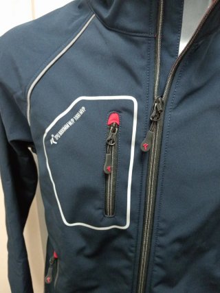 Chaqueta impermeable azul T/M y en gris T/L y XL